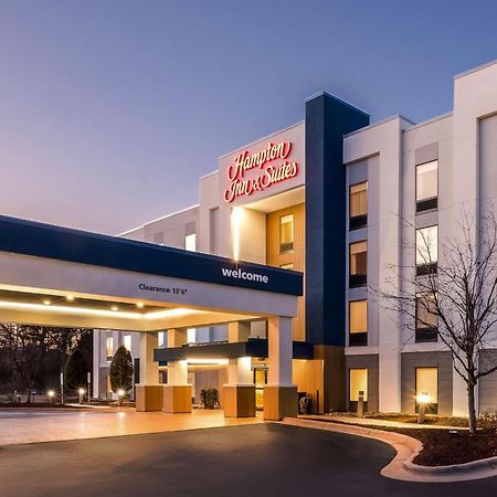 Hampton Inn & Suites Wilson I-95 Kültér fotó