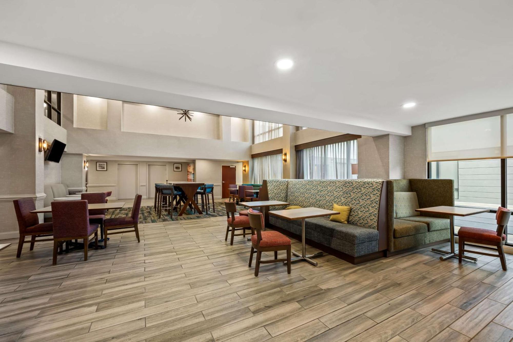 Hampton Inn & Suites Wilson I-95 Kültér fotó